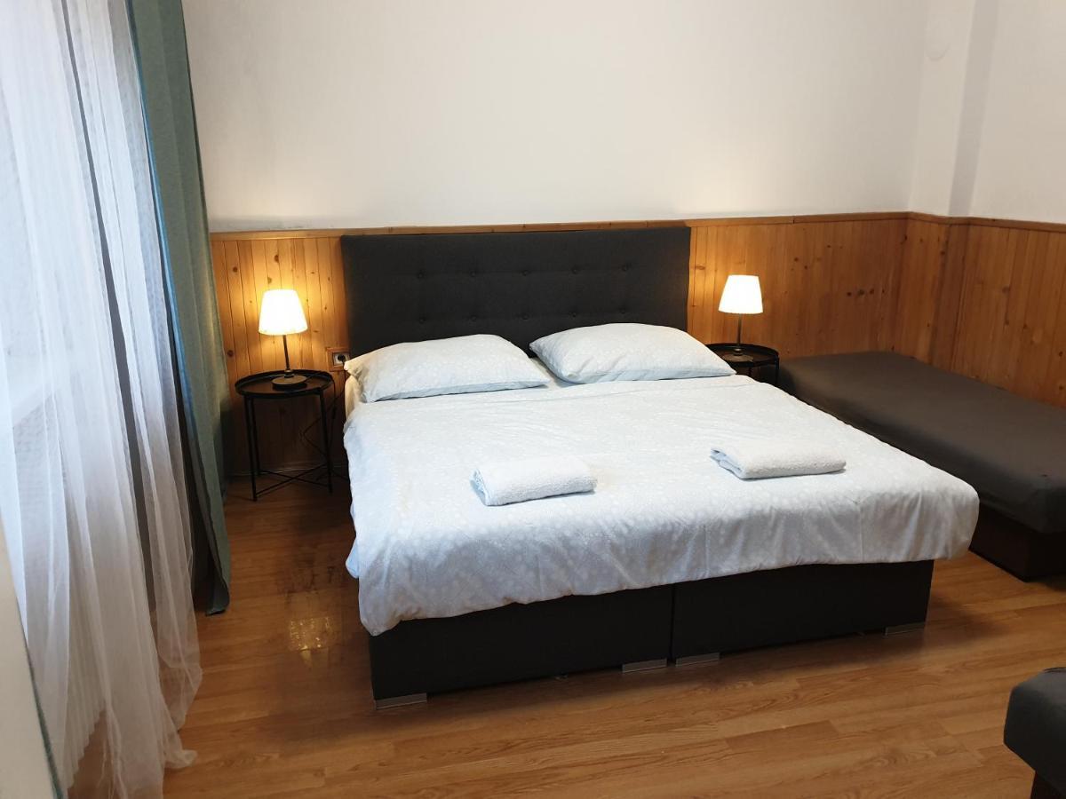 Apartmany Centro & Jacuzzi بييشتِني المظهر الخارجي الصورة