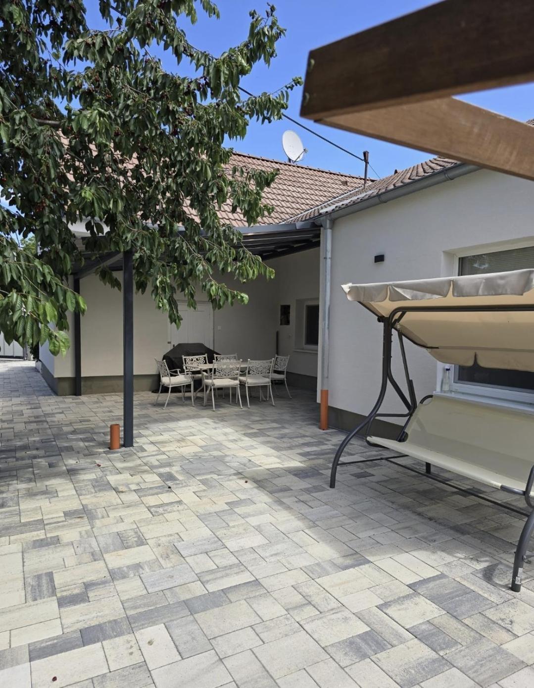 Apartmany Centro & Jacuzzi بييشتِني المظهر الخارجي الصورة