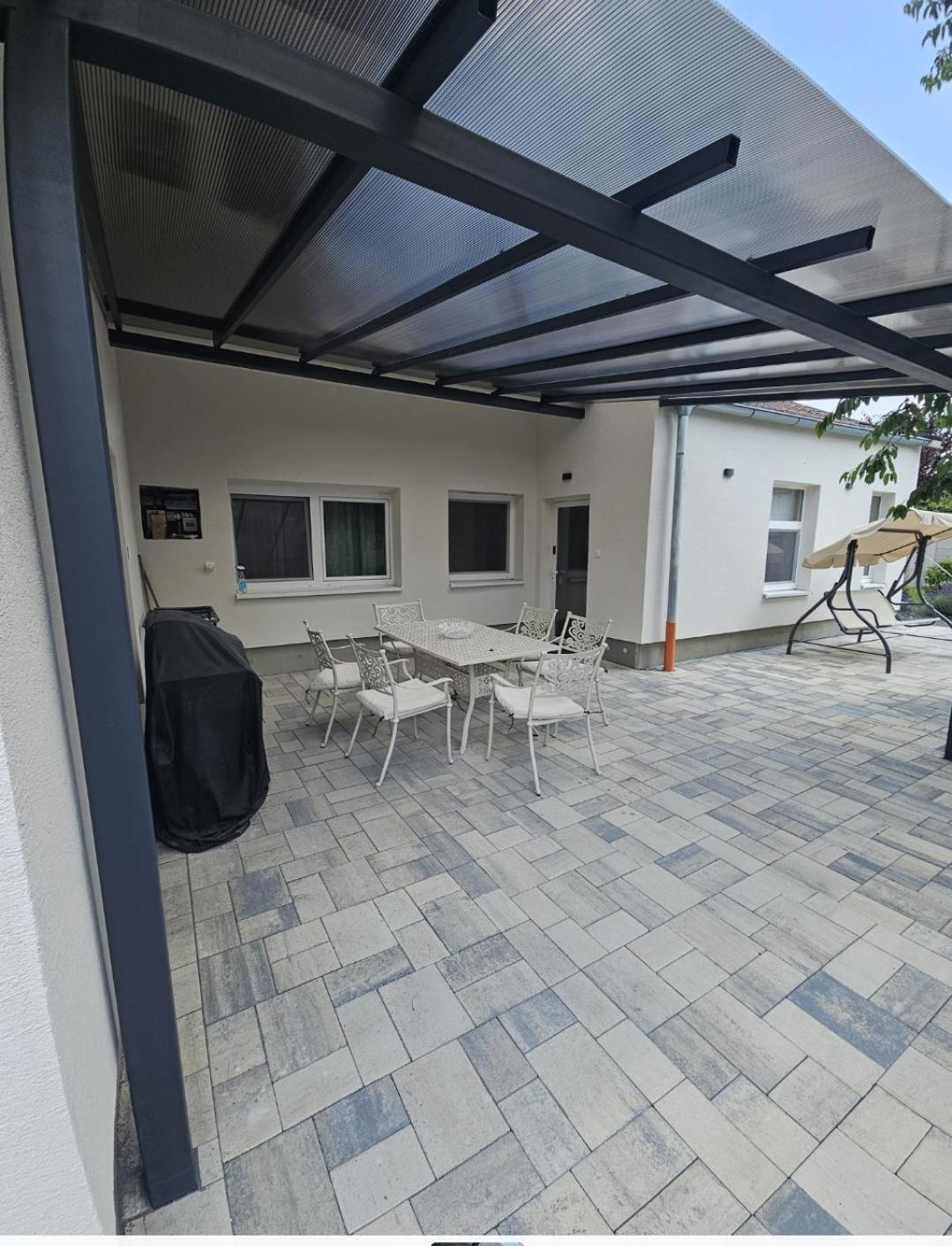 Apartmany Centro & Jacuzzi بييشتِني المظهر الخارجي الصورة