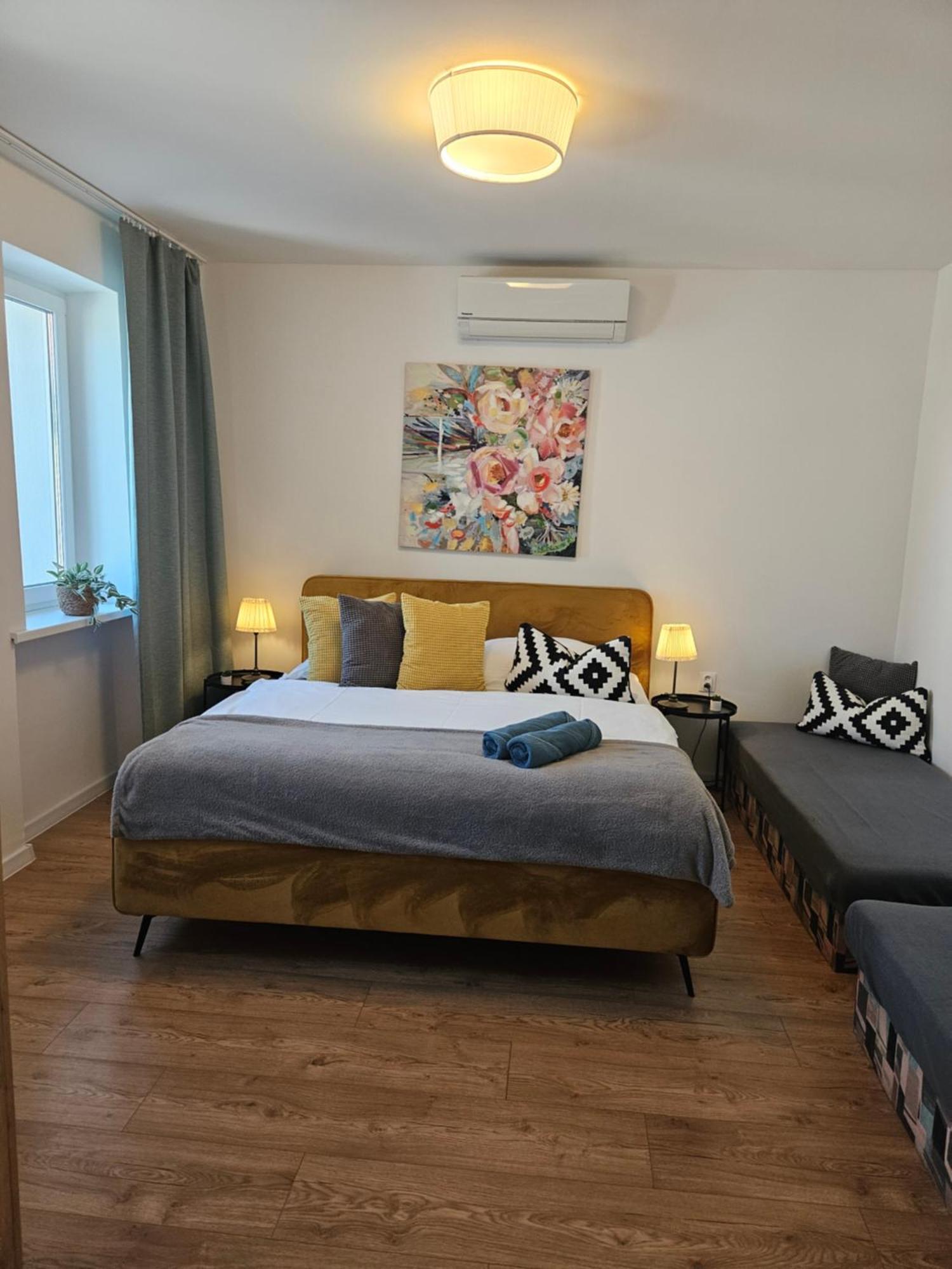 Apartmany Centro & Jacuzzi بييشتِني المظهر الخارجي الصورة