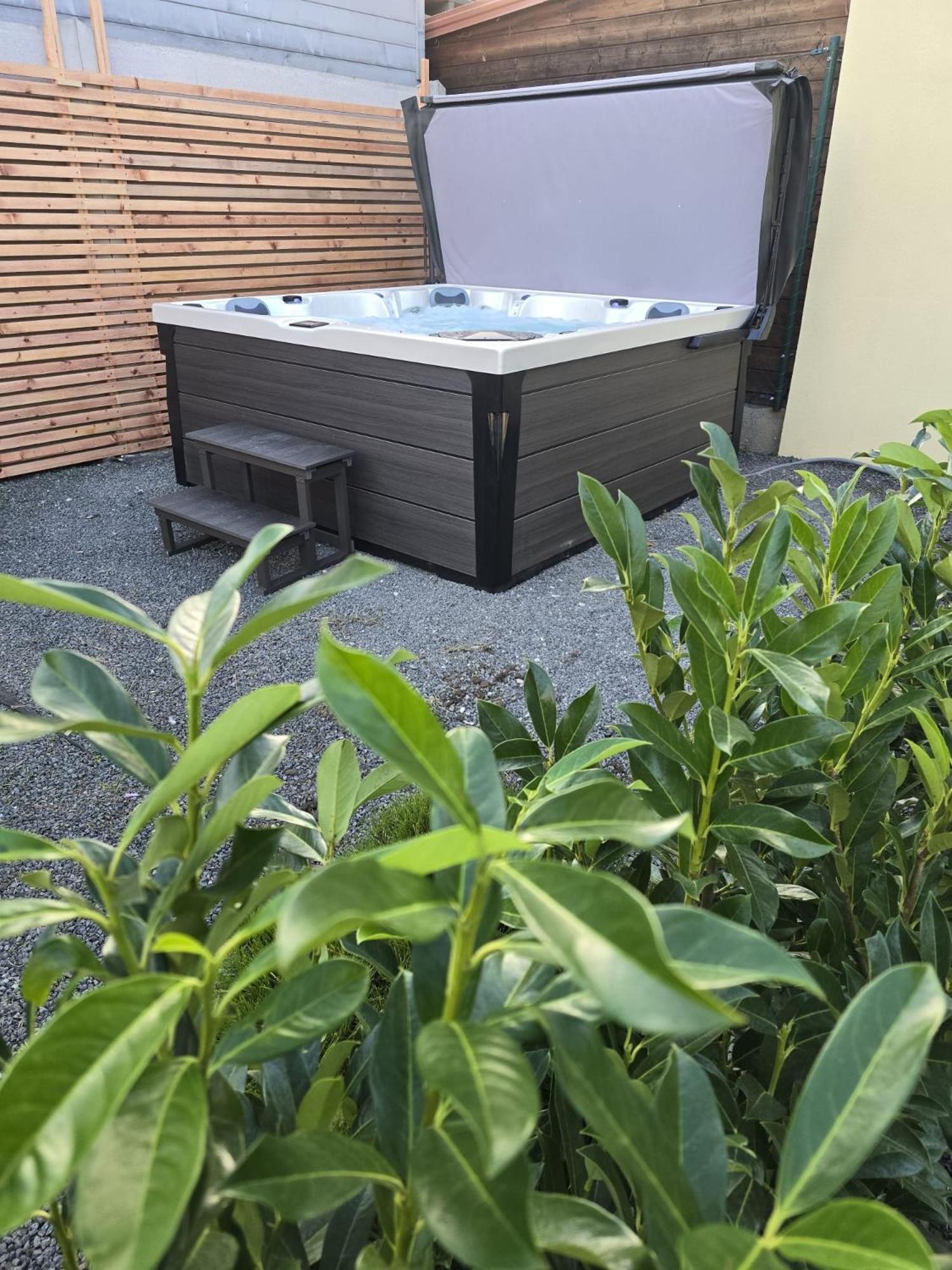 Apartmany Centro & Jacuzzi بييشتِني المظهر الخارجي الصورة